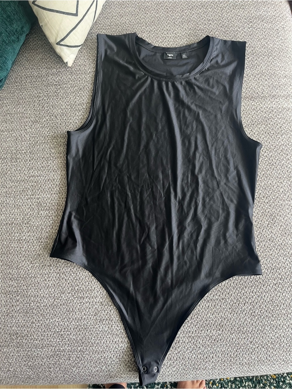 Black Sleeveless Women’s Bodysuit